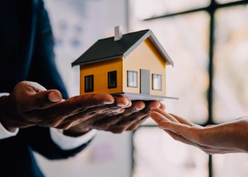 Jessica Fulk Spills the Tea: KC’s Down Payment Drama is Realer Than BBQ Rivalries