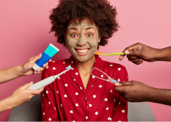 Teeth Bleaching Near Me: Professional Treatment vs At-Home Kits