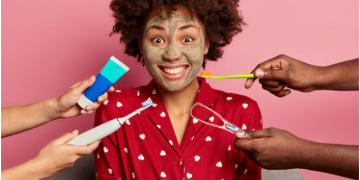 Teeth Bleaching Near Me: Professional Treatment vs At-Home Kits