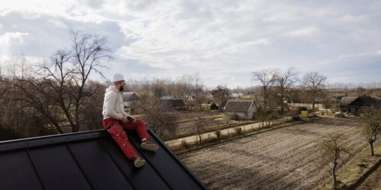 Asbestos and Hazardous Materials in Older Calgary Commercial Roof Tear-Offs