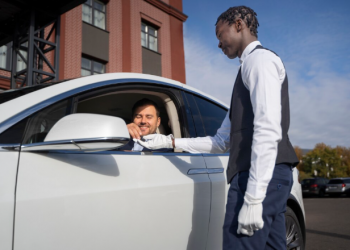 Hit by an Uninsured Driver in Texas? The Law Office of John Nwosu Explains 5 Steps to Take Immediately