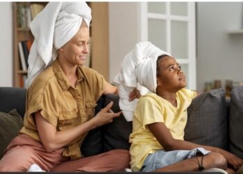 Your Parent Wants to Stay at Home: 7 Signs Your Houston Family May Need Professional Home Care