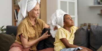 Your Parent Wants to Stay at Home: 7 Signs Your Houston Family May Need Professional Home Care
