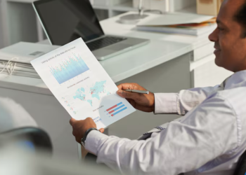 Peritoto Membawa Angka ke Meja Analisis: Di Mana Data Berakhir dan Persepsi Dimulai
